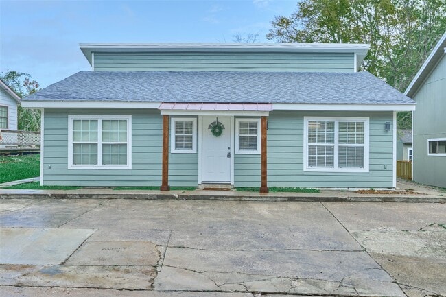 Building Photo - 31 Harbour Row Dr