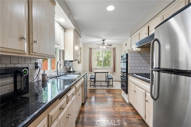 Building Photo - 9558 Swinton Ave