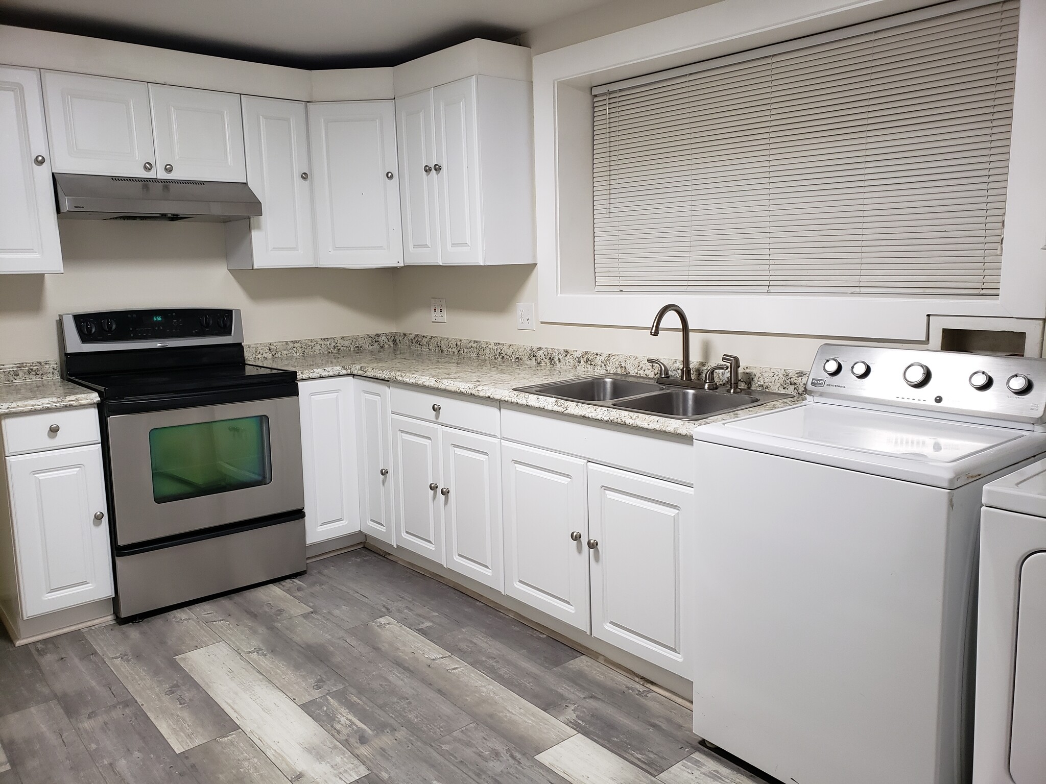 Building Photo - 10811 56th Ave S