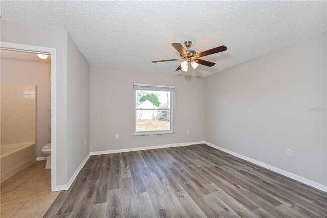 Building Photo - 2709 W Covington Dr