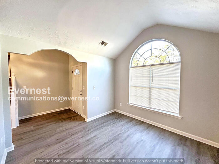 Building Photo - 6888 Smoke Ridge Dr