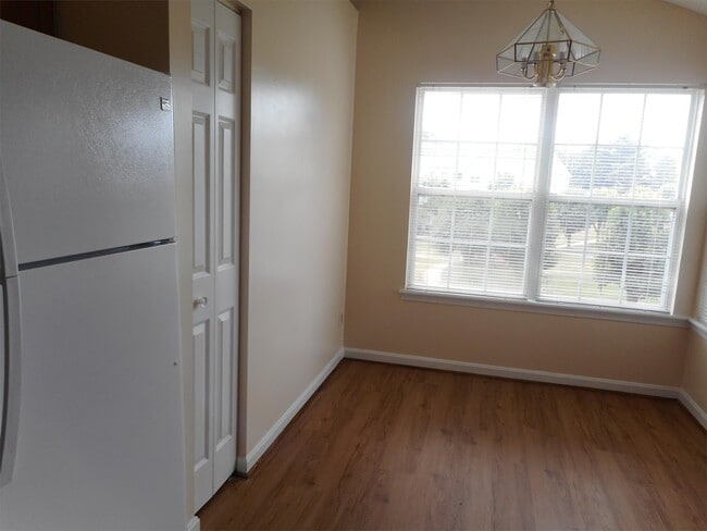 Building Photo - 104 Bayland Dr