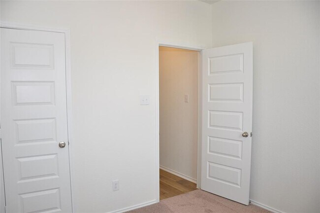 Building Photo - 204 Coastal Wy