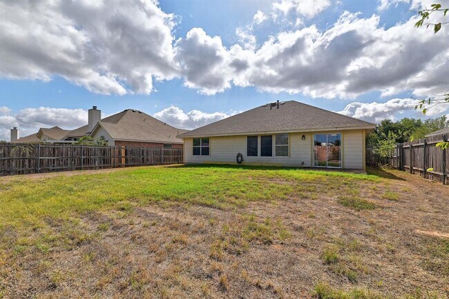 Building Photo - 234 Bastian Ln