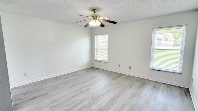 Building Photo - 5523 Westbrook Dr