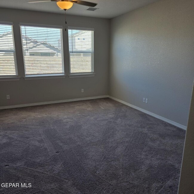 Building Photo - 1804 Ritzy Lou Pl