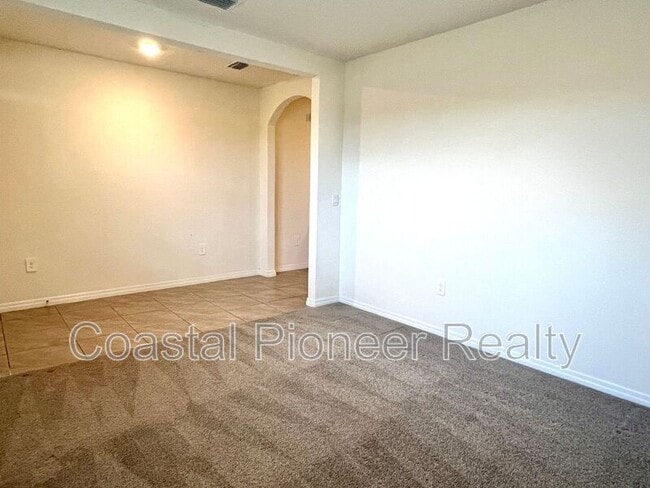 Building Photo - 17506 Canopy Pl