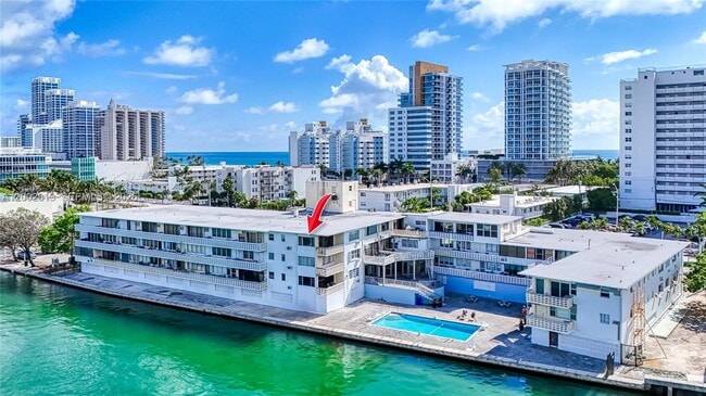 Building Photo - 6484 Indian Creek Dr