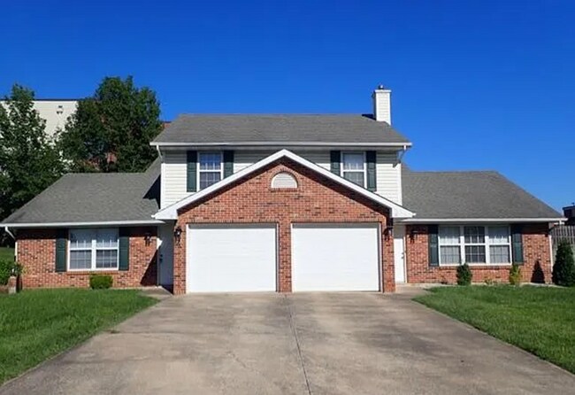 Primary Photo - 10-12 Yorkshire Dr