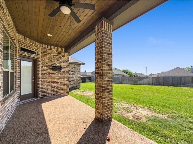 Building Photo - 2713 Colony Vis Ct