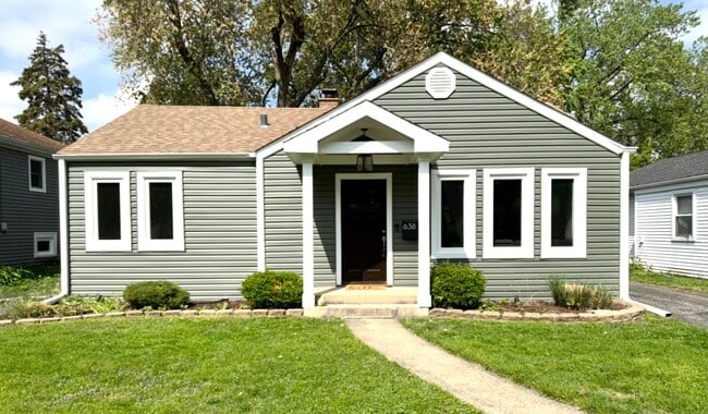 Primary Photo - 638 S Oakland Ave