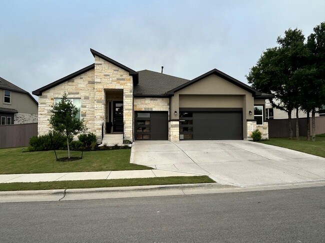 Primary Photo - 276 Washington Dr
