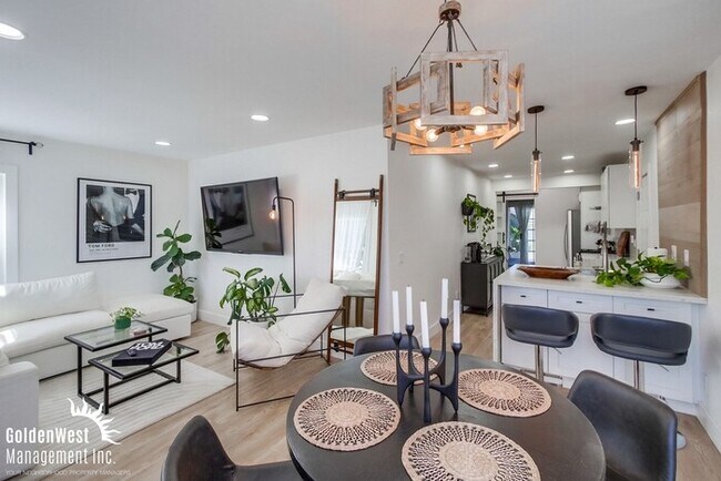 Building Photo - Beautifully Remodeled 4Bdm 2Ba Home with Detached Room/Gym Home in Talmadge Neighborhood.