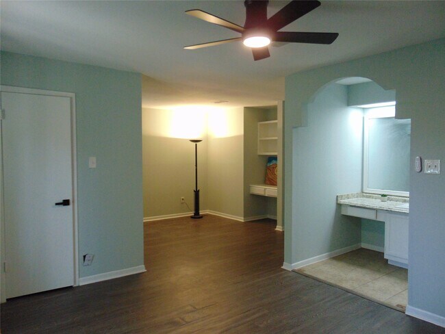 Building Photo - 3247 Hunters Glen Dr