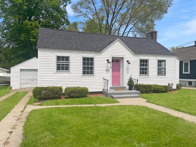 Primary Photo - 515 E Exchange St