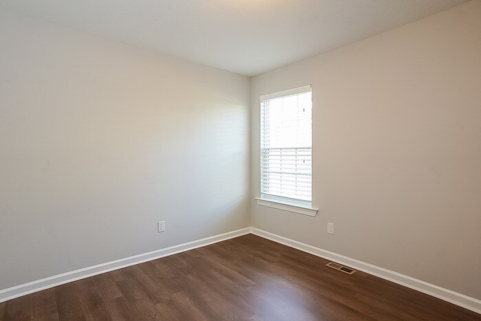 Building Photo - 1230 Cobblefield Dr