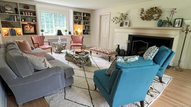 Building Photo - 8 Holly Ln