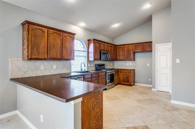 Building Photo - 6344 Redeagle Creek Dr