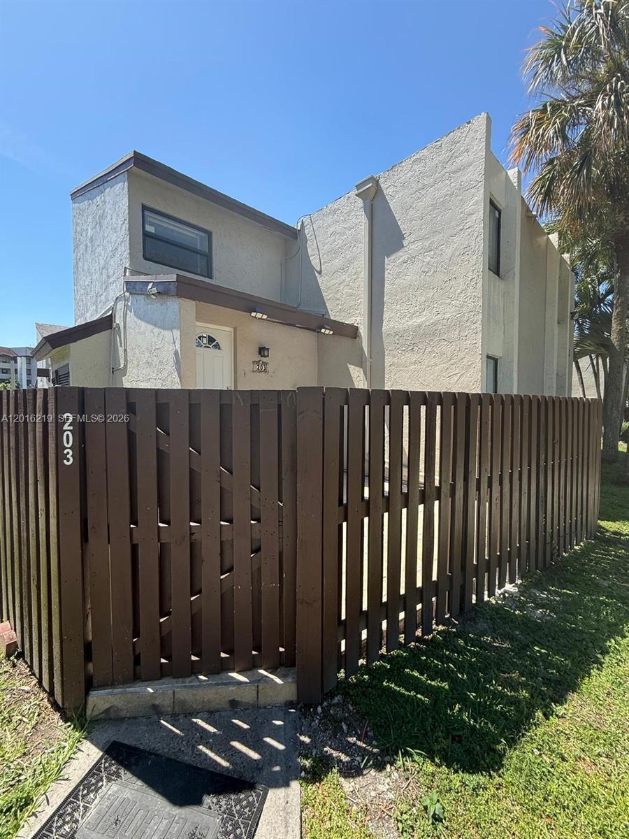 Building Photo - 10292 NW 9th Street Cir