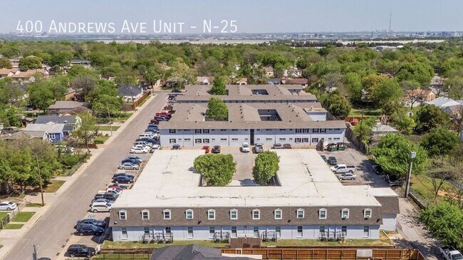 Building Photo - 400 Andrews Ave