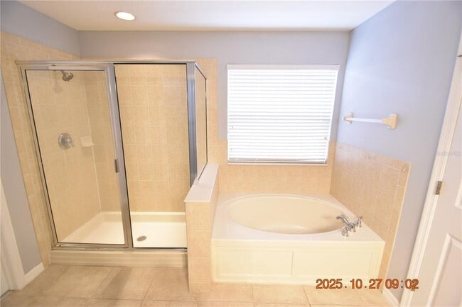 Building Photo - 8806 Cameron Crest Dr