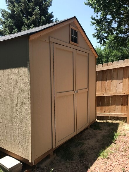 Building Photo - 1180 S Depew St