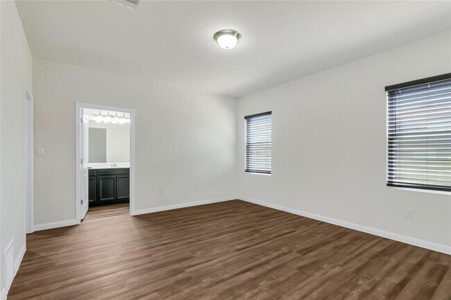 Building Photo - 360 Bell Rings Dr
