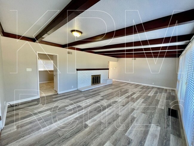 Building Photo - 1117 Brookside Rd