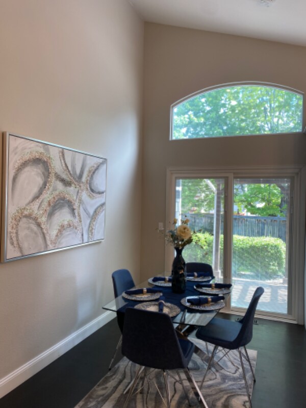 Building Photo - 2207 Stetson Creek Dr