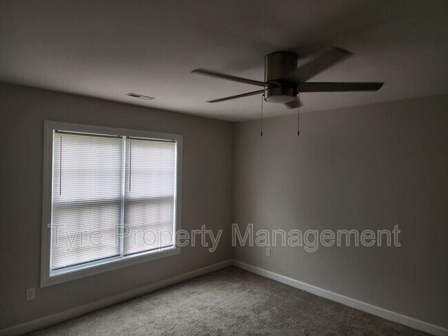Building Photo - 2943 Kinsey Loop