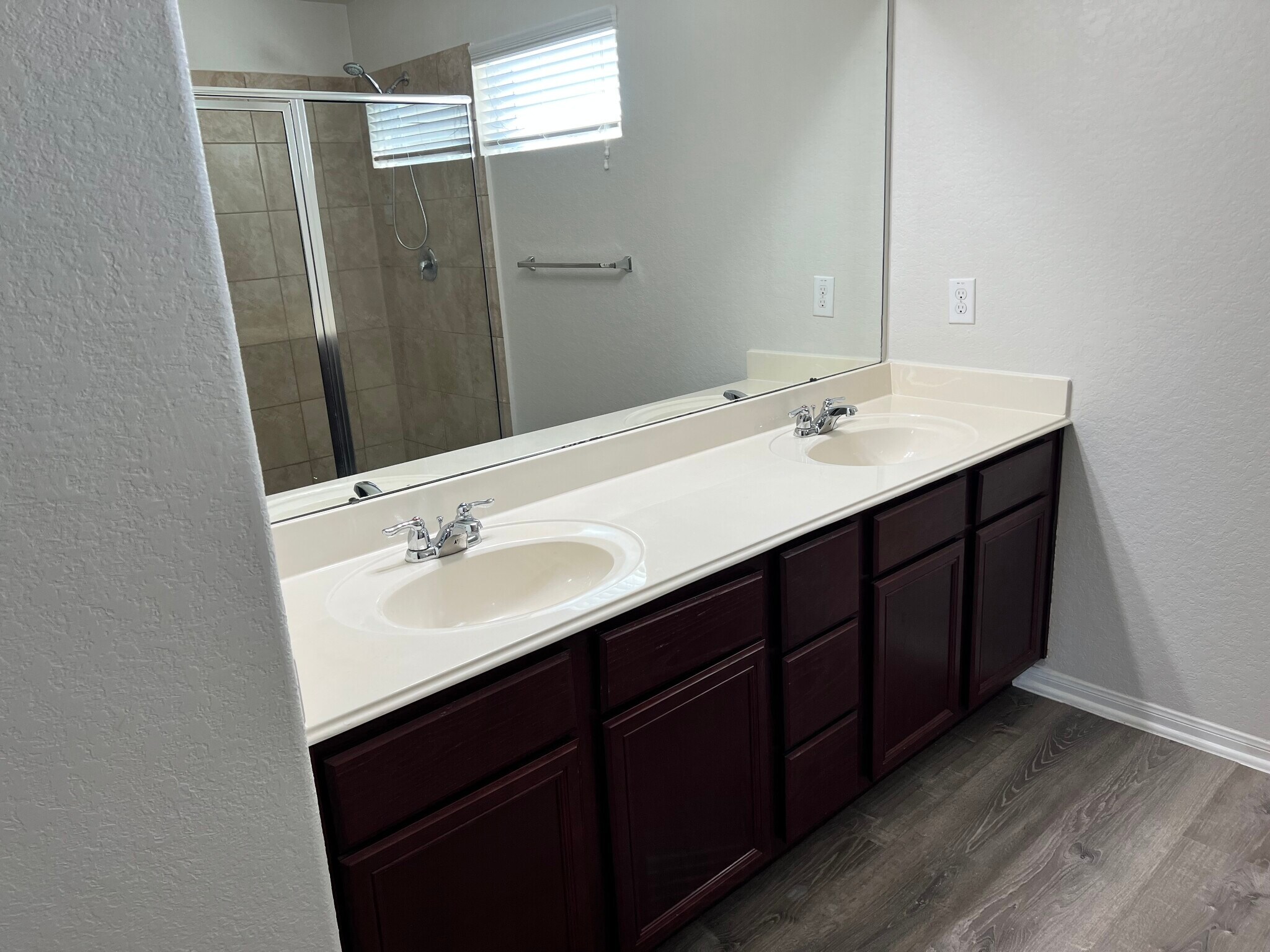 Building Photo - 15539 Sheldon Ridge Way