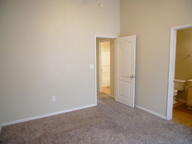 Building Photo - 119 Pine Meadows Cir