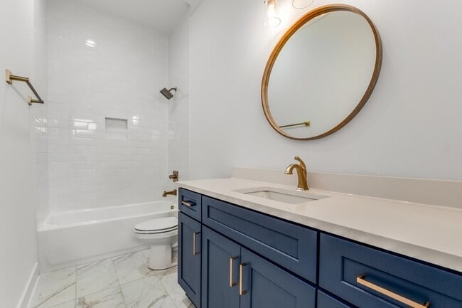 Building Photo - 1408 Lischey Ave