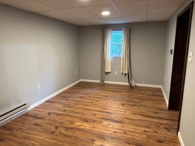 Building Photo - 31 Sunrise Terrace