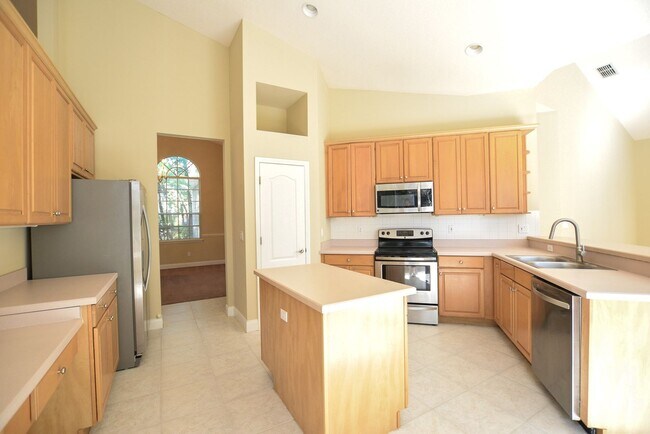 Building Photo - 5313 Lake Bluff Terrace