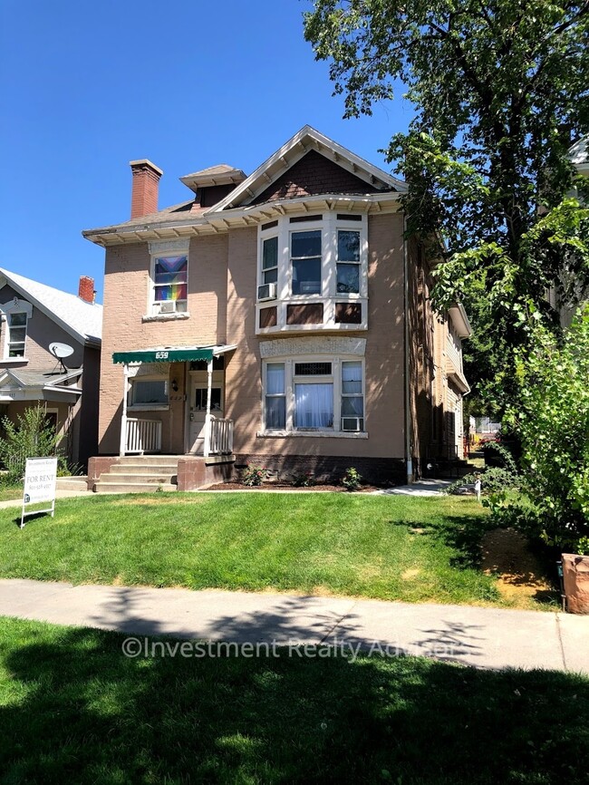 Building Photo - Apartment in Historic Salt Lake City Home!