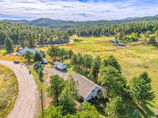 Building Photo - 6554 High Cir