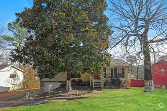 Building Photo - 1103 Startrek Ln
