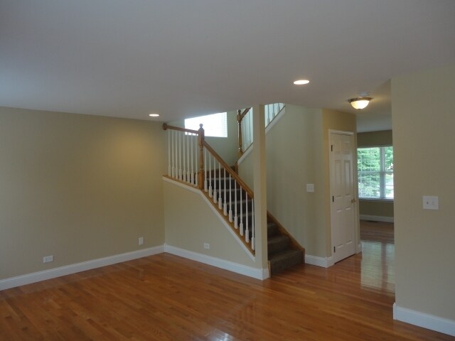 Building Photo - 558 Alcott Ln