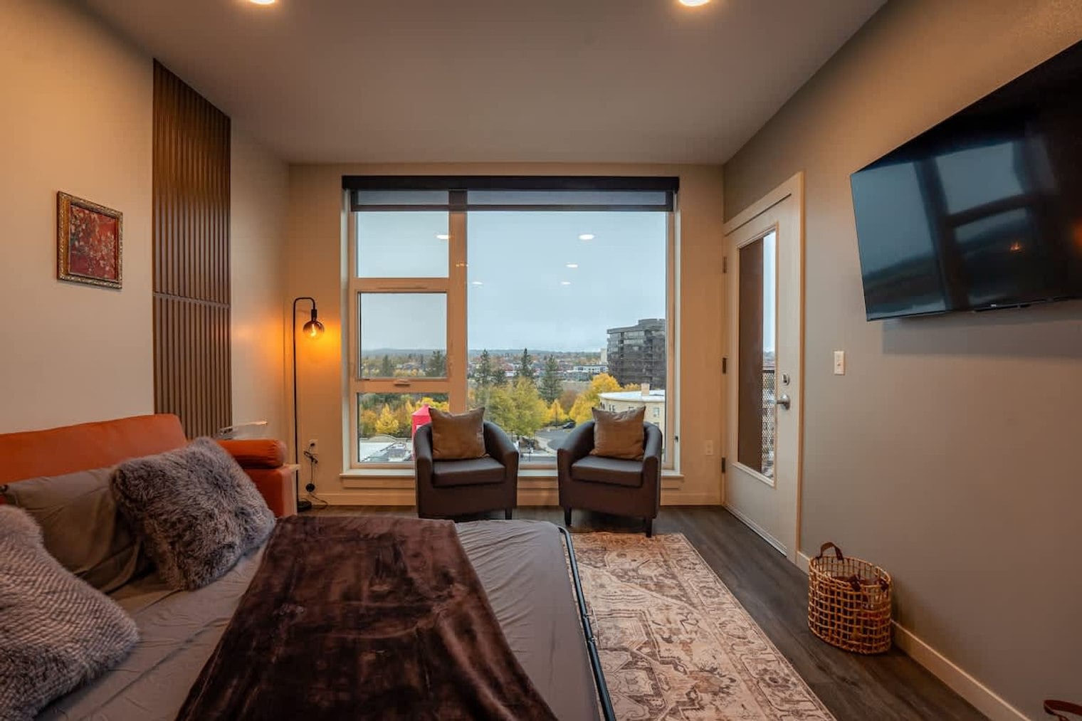 Building Photo - 111 S Adams St