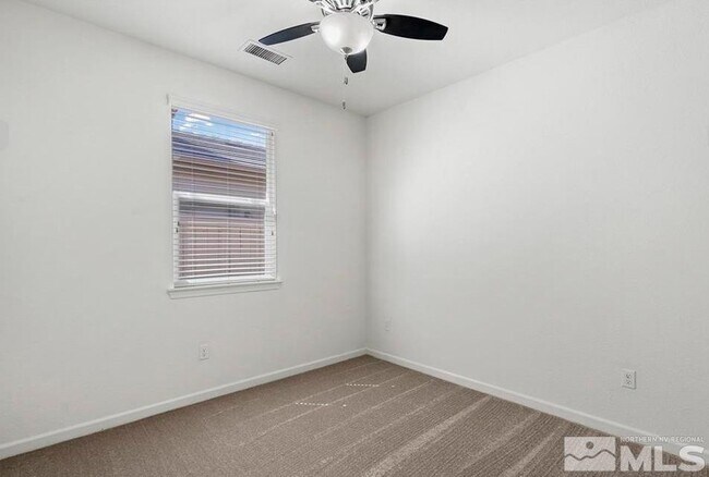 Building Photo - 10772 Ridgebrook Dr