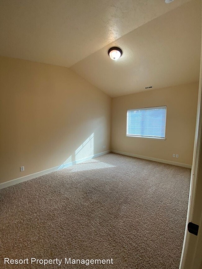 Building Photo - 2 br, 2 bath House - 6850 N Spurwing Loop 200