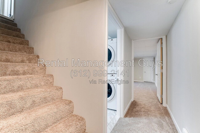 Building Photo - 3714 Kipling Ave