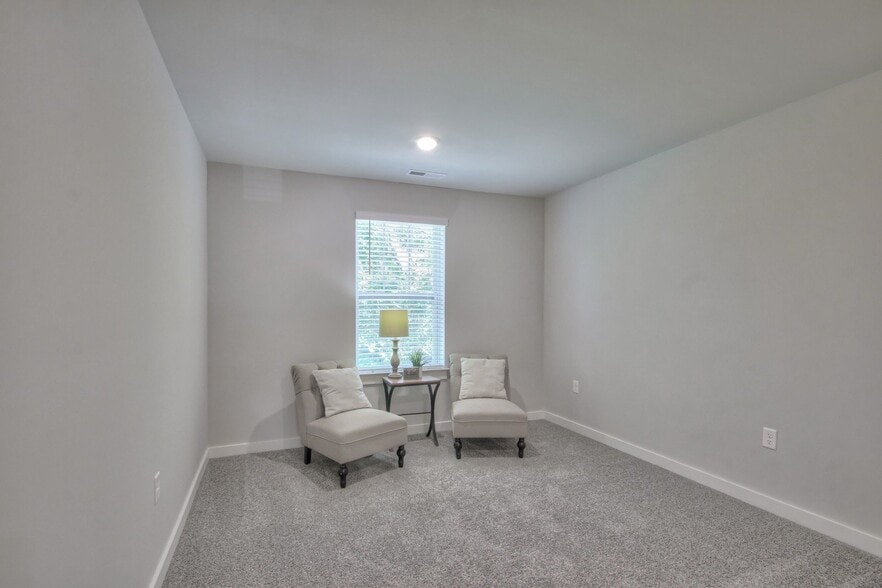 Building Photo - 4218 Aragorn Way
