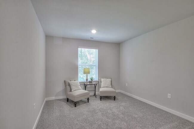 Building Photo - 4218 Aragorn Way