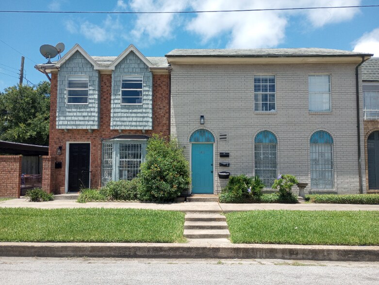 Primary Photo - 907 12th St
