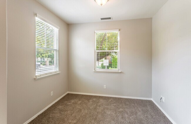 Building Photo - Harlan Ranch Home for Lease