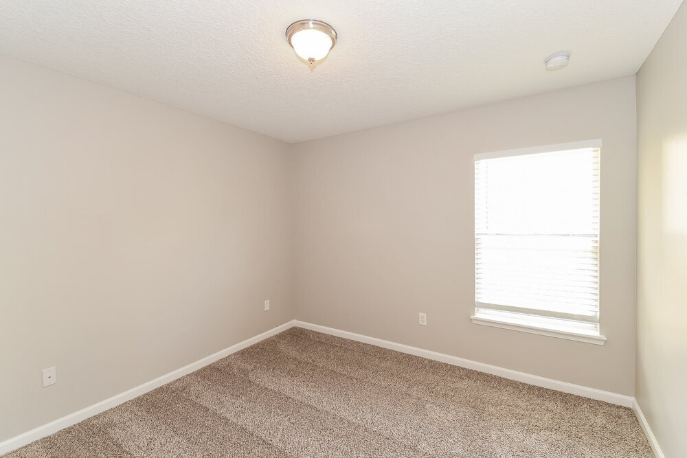 Building Photo - 875 Woodbridge Hollow N