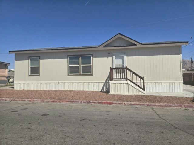 Primary Photo - 4650 E Lake Mead Blvd