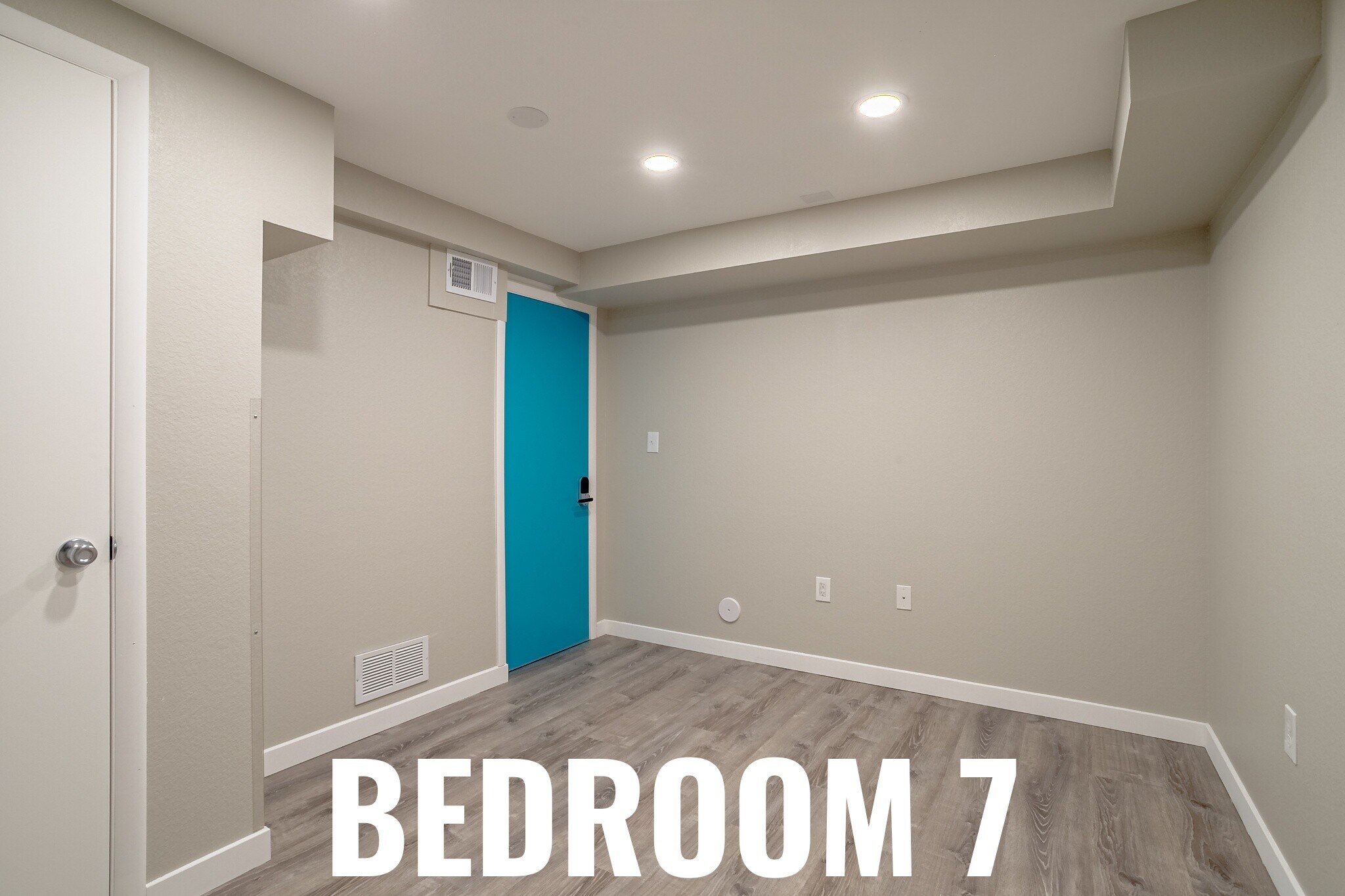 Building Photo - 201 Toledo St